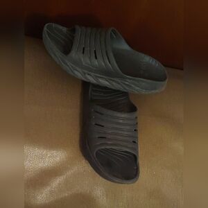 HOKA ONE ONE ORA RECOVERY MEN'S BLACK RUBBER COMFORT SLIDE SANDALS SIZE 13